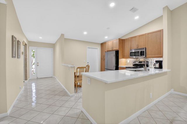 14431 Solitaire Drive, Delray Beach, FL 33446