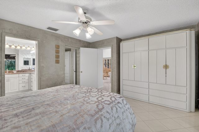 14431 Solitaire Drive, Delray Beach, FL 33446