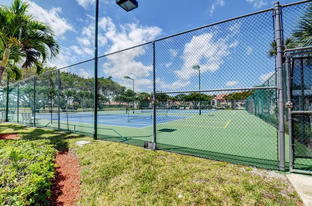 14431 Solitaire Drive, Delray Beach, FL 33446
