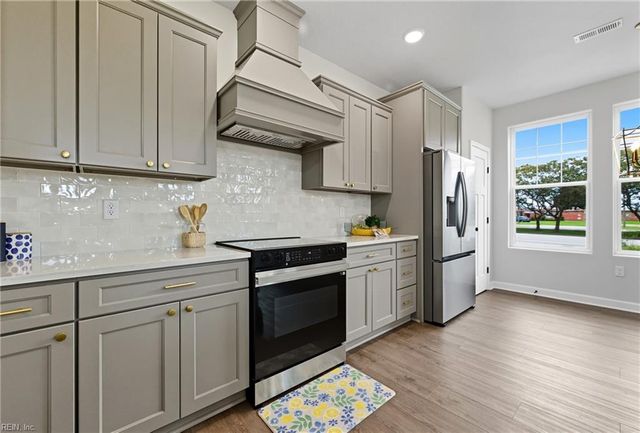 14307 Old Courthouse WAY A, Newport News, VA 23602