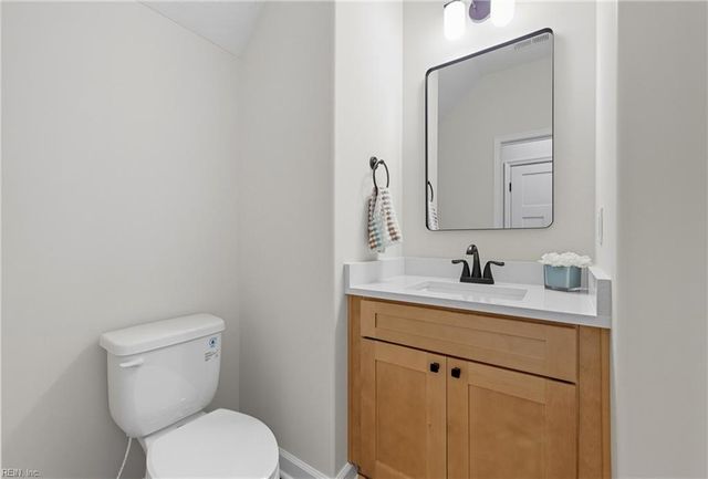 14307 Old Courthouse WAY A, Newport News, VA 23602