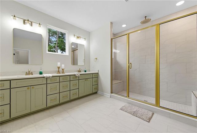 14307 Old Courthouse WAY A, Newport News, VA 23602