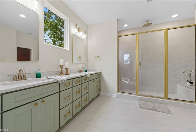 14307 Old Courthouse WAY A, Newport News, VA 23602