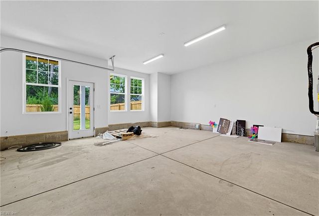 14307 Old Courthouse WAY A, Newport News, VA 23602