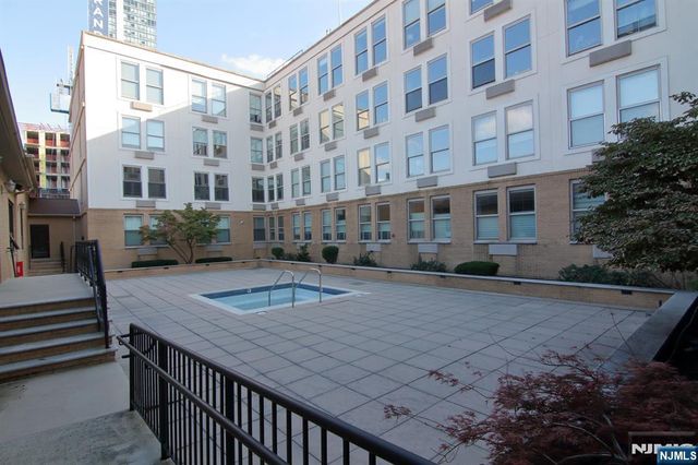 10 Regent Street 602, Jersey City, NJ 07302