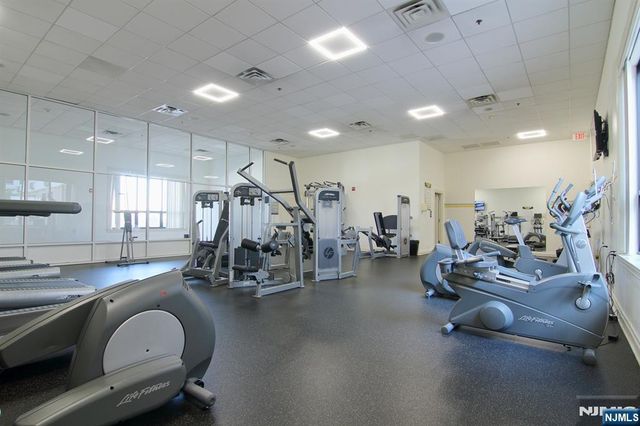 10 Regent Street 602, Jersey City, NJ 07302