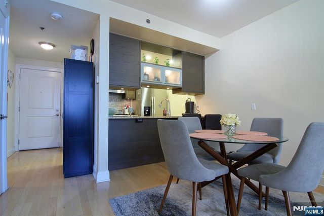 10 Regent Street 602, Jersey City, NJ 07302