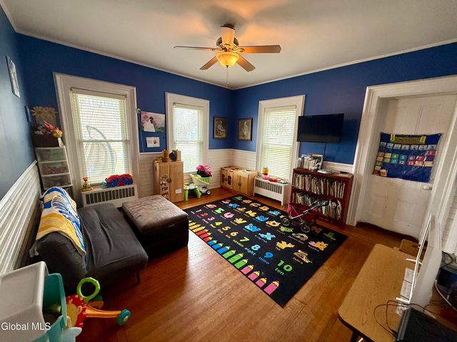 8 Pine Street, Granville, NY 12832