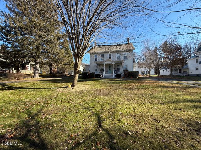8 Pine Street, Granville, NY 12832