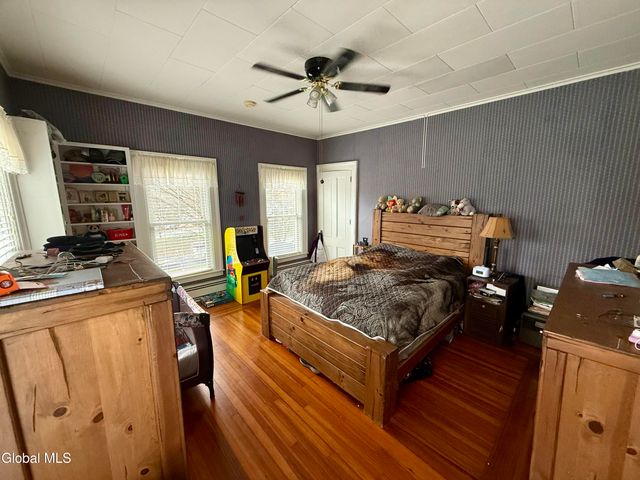 8 Pine Street, Granville, NY 12832