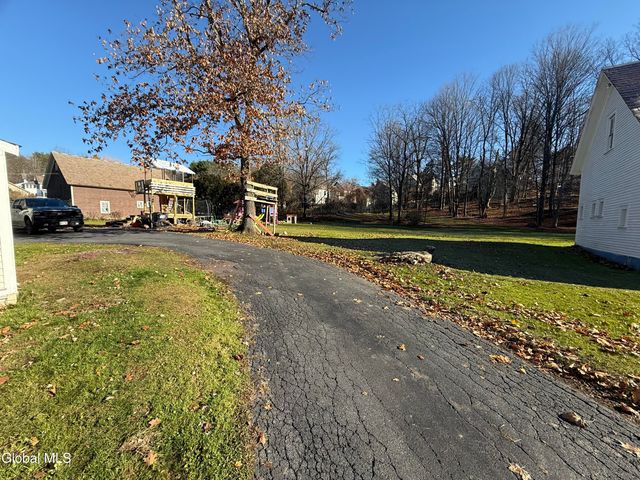 8 Pine Street, Granville, NY 12832