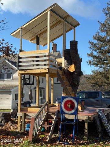 8 Pine Street, Granville, NY 12832