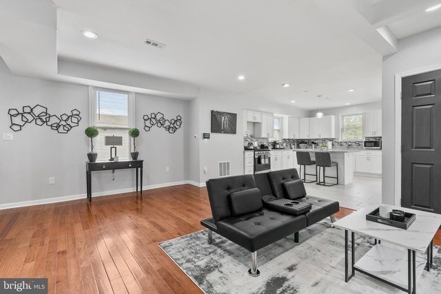 711 WOODBOURNE AVE, Baltimore, MD 21212