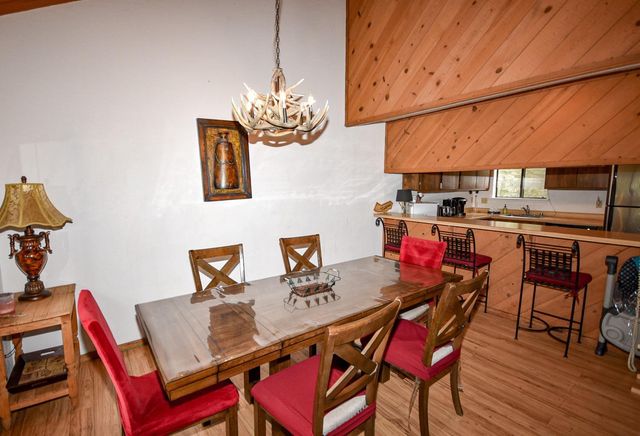 40720 Oakwoods Ln, Shaver Lake, CA 93664