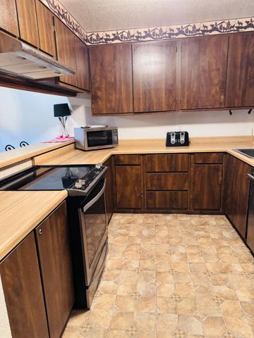 40720 Oakwoods Ln, Shaver Lake, CA 93664