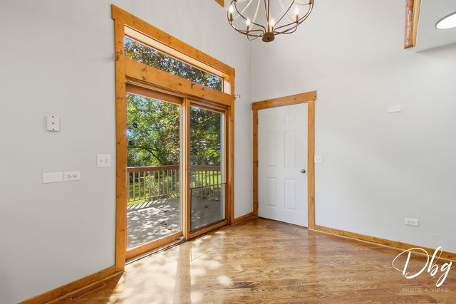 26227 W Forest Court, Antioch, IL 60002