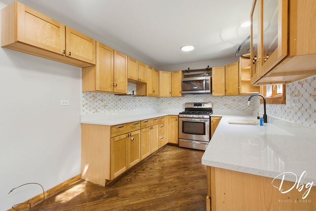 26227 W Forest Court, Antioch, IL 60002