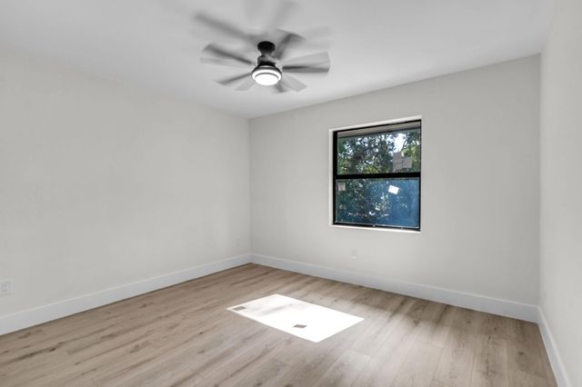 15438 Los Angeles Drive, Loxahatchee Groves, FL 33470