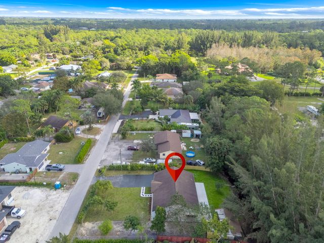 15438 Los Angeles Drive, Loxahatchee Groves, FL 33470