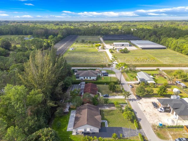 15438 Los Angeles Drive, Loxahatchee Groves, FL 33470