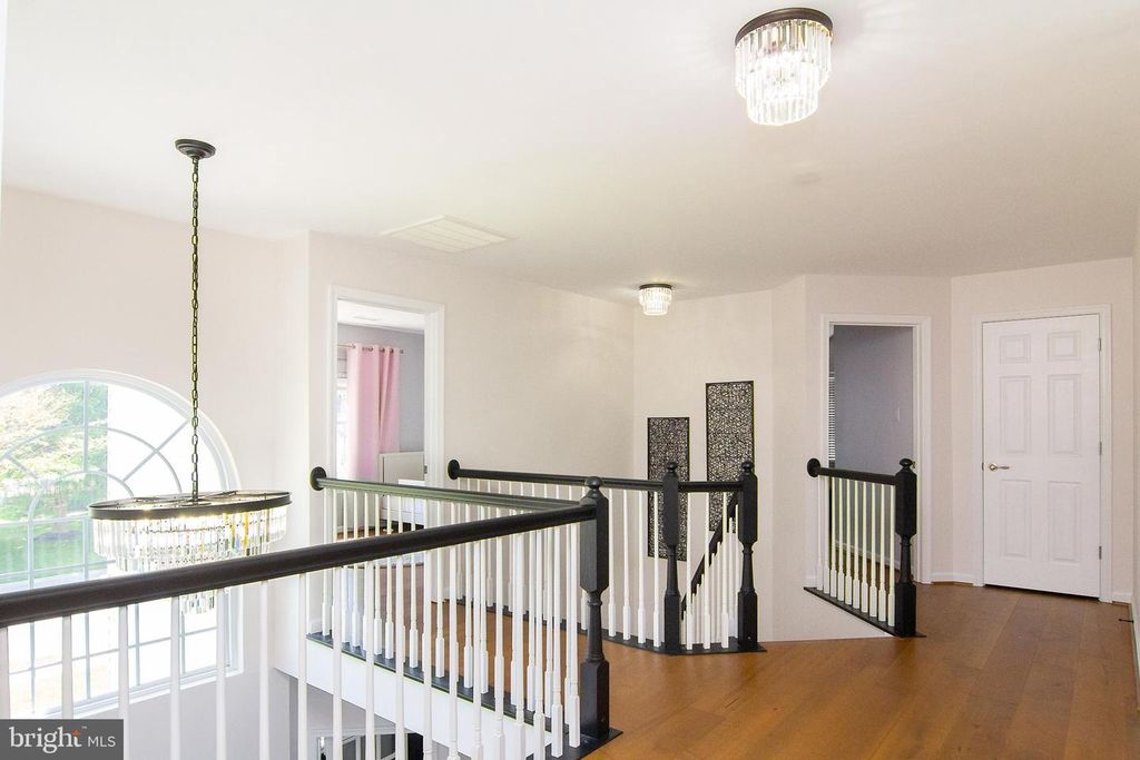 Image 19 of property listing at 6261 WHITE BIRCH RD, Eldersburg, MD 21784