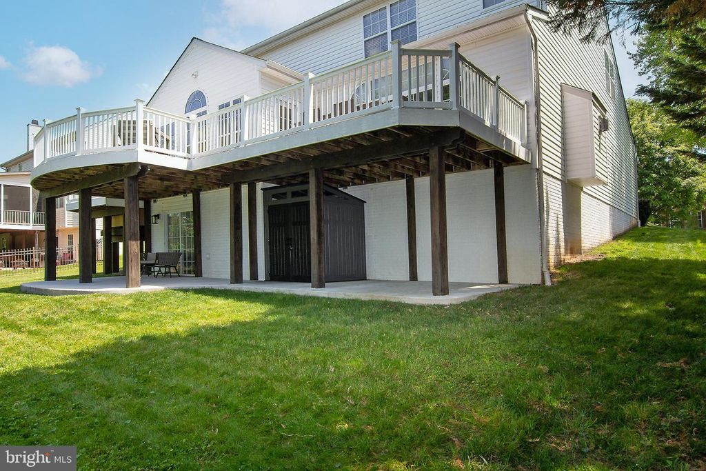 Image 44 of property listing at 6261 WHITE BIRCH RD, Eldersburg, MD 21784
