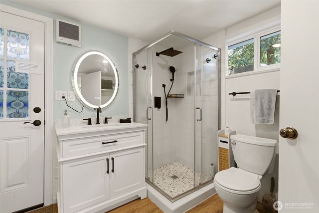 9730 46th Avenue NE, Seattle, WA 98115