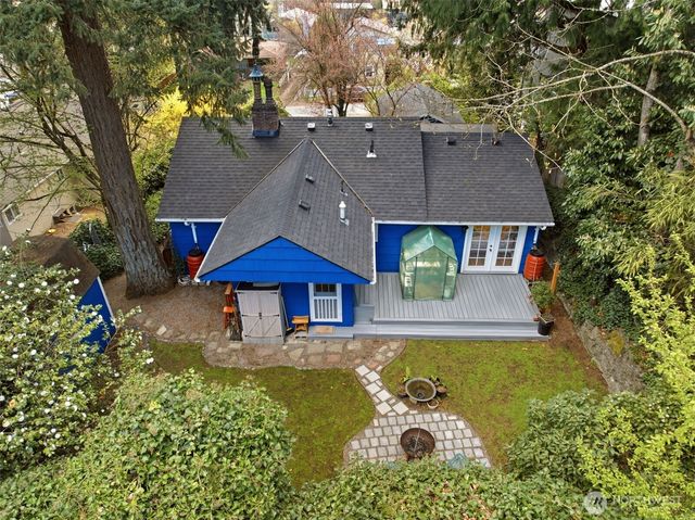 9730 46th Avenue NE, Seattle, WA 98115