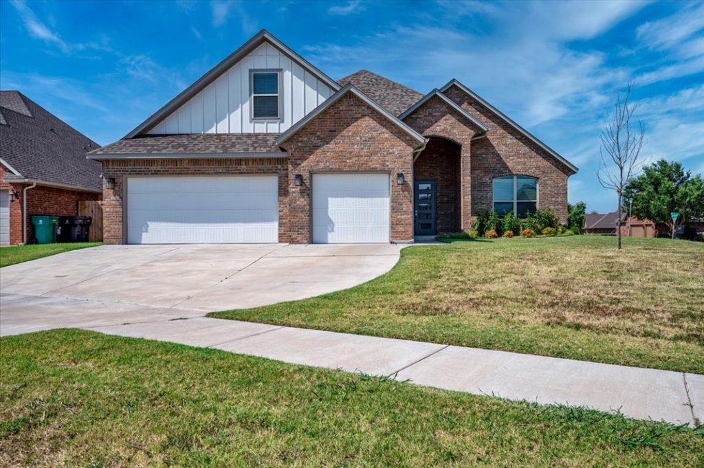 11601 NW 111th Street, Yukon, OK 73099