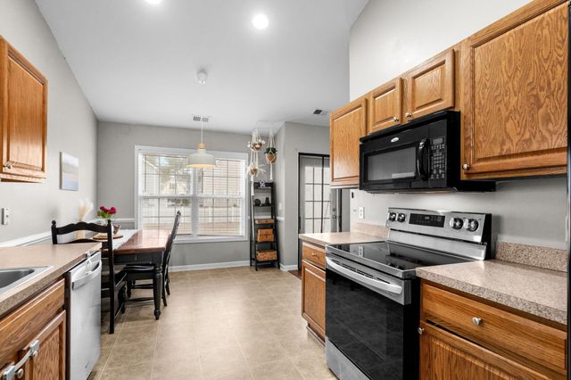 325 Vesta Dr., Myrtle Beach, SC 29579