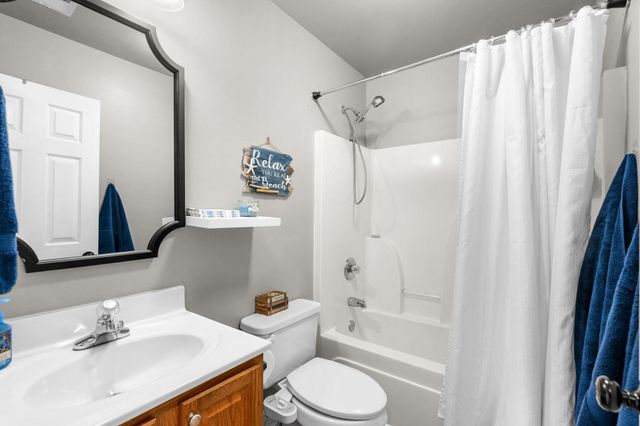 325 Vesta Dr., Myrtle Beach, SC 29579