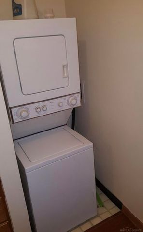 15312 Ashley Court, Macomb Twp, MI 48044