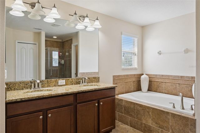 1454 LAKE SIDE AVENUE, Davenport, FL 33837
