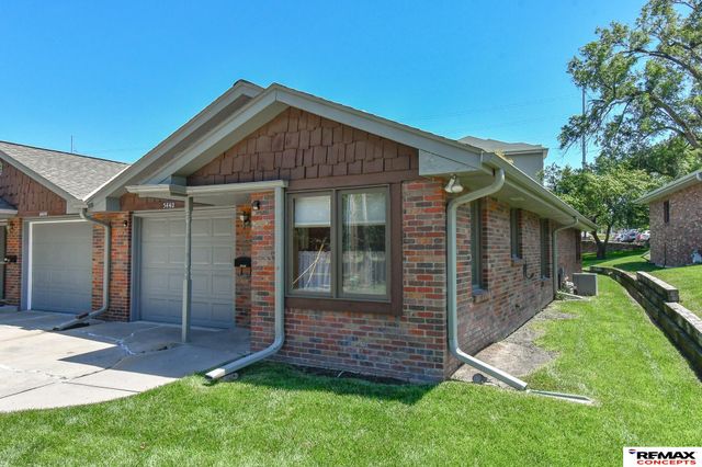 5440 Pioneers Boulevard, Lincoln, NE 68506