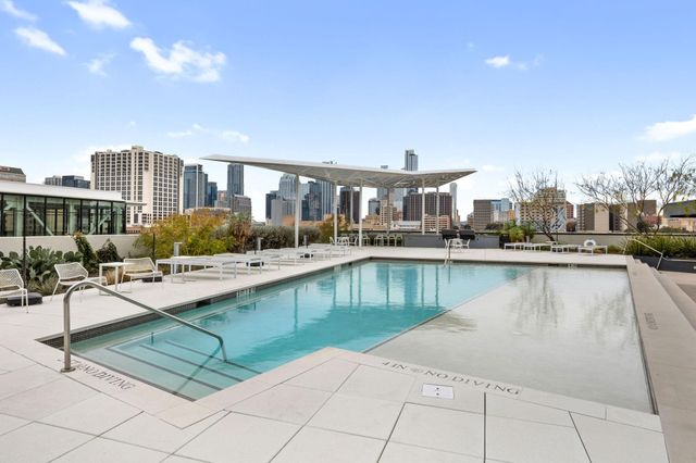 800 Embassy DR 236, Austin, TX 78702