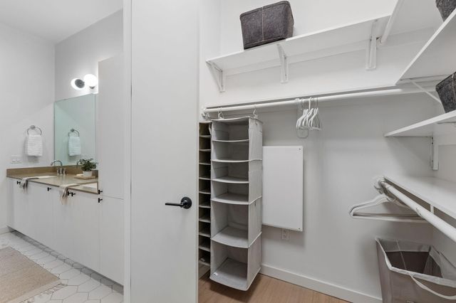 800 Embassy DR 236, Austin, TX 78702