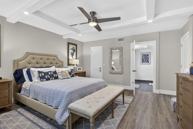 327 Southwind Drive 203, North Palm Beach, FL 33408