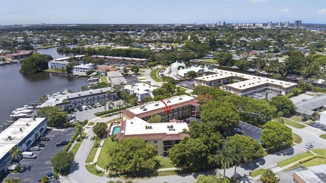 327 Southwind Drive 203, North Palm Beach, FL 33408