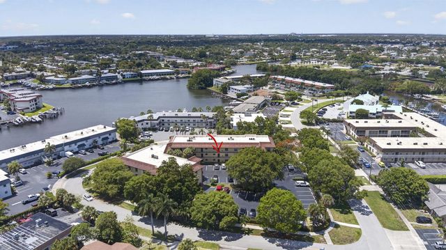 327 Southwind Drive 203, North Palm Beach, FL 33408