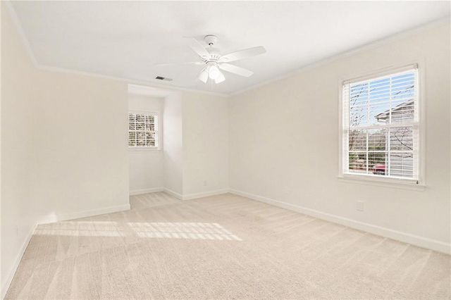 910 Windsor Trl, Roswell, GA 30076