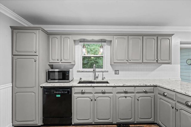 157 Linda Lane, Dalton, GA 30721