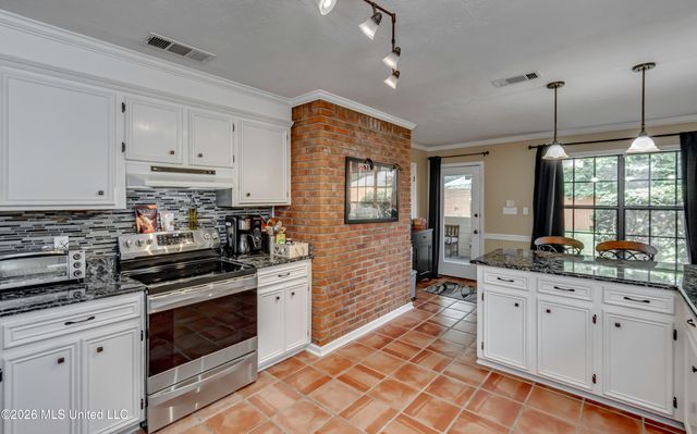 602 Bay Park Drive, Brandon, MS 39047
