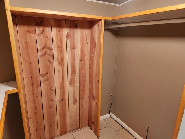 306 N Washington St, Belle Plaine, KS 67013