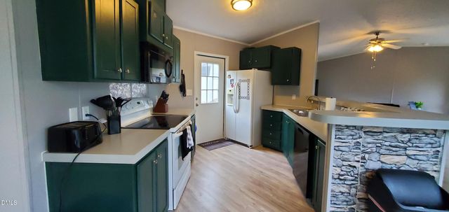 52 Go Cart Road, Four Oaks, NC 27524