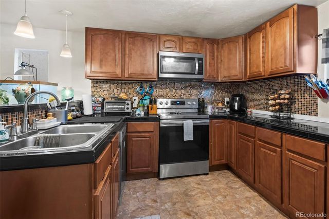6781 Hooker Street, Denver, CO 80221