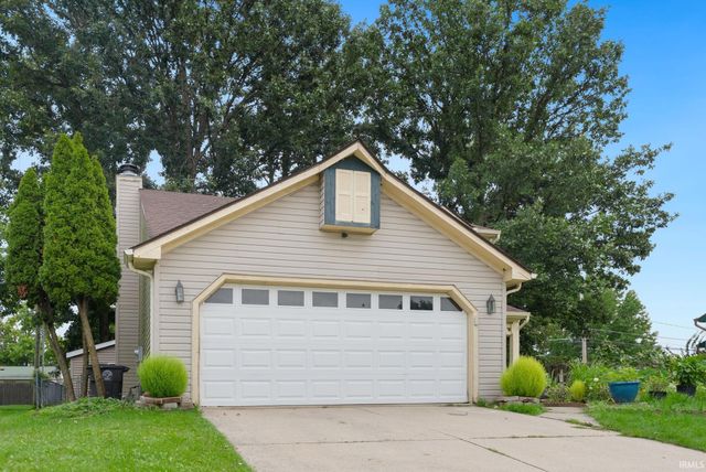 6610 Owl Tree Place, Fort Wayne, IN 46825