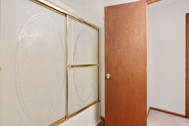 6610 Owl Tree Place, Fort Wayne, IN 46825