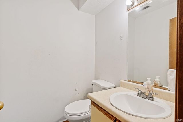 6610 Owl Tree Place, Fort Wayne, IN 46825