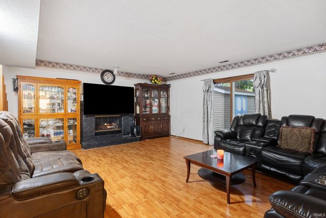 6610 Owl Tree Place, Fort Wayne, IN 46825