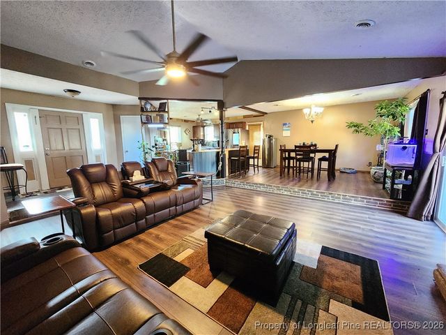 6804 Timbercroft Lane, Fayetteville, NC 28314